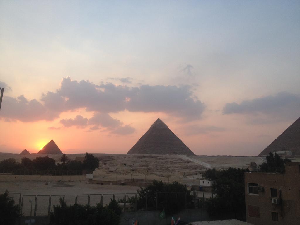 Pyramids Loft Homestay Kafret el-Gabal Exterior foto